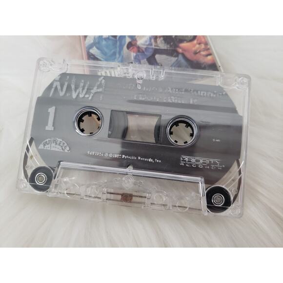 100‎ Miles and Runnin' [EP] by N.W.A Cassette 1990 Priority Records - Picture 2 of 5